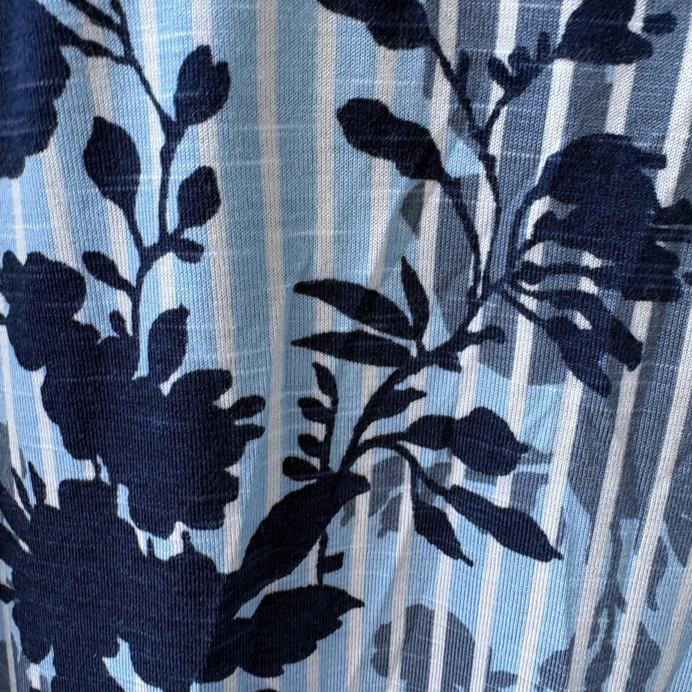 WHBM XL Floral V Neck Ruffle Short Sleeve NWT Blue Floral Stripe‎ Casual Travel - Picture 8 of 13